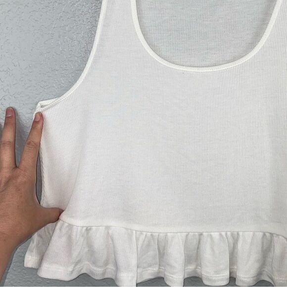 Forever 21 Womens Scoop Neck Sleeveless Ruffle Hem Ribbed Tank Top White Large - Picture 3 of 5
